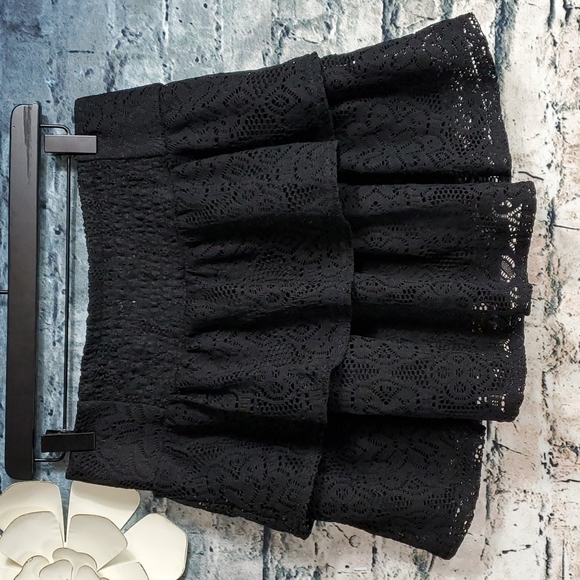 5/$30 🎀 Dream Out Loud | Boho Goth Lolita Black Lace Ruffled Skater Skirt - Picture 5 of 9